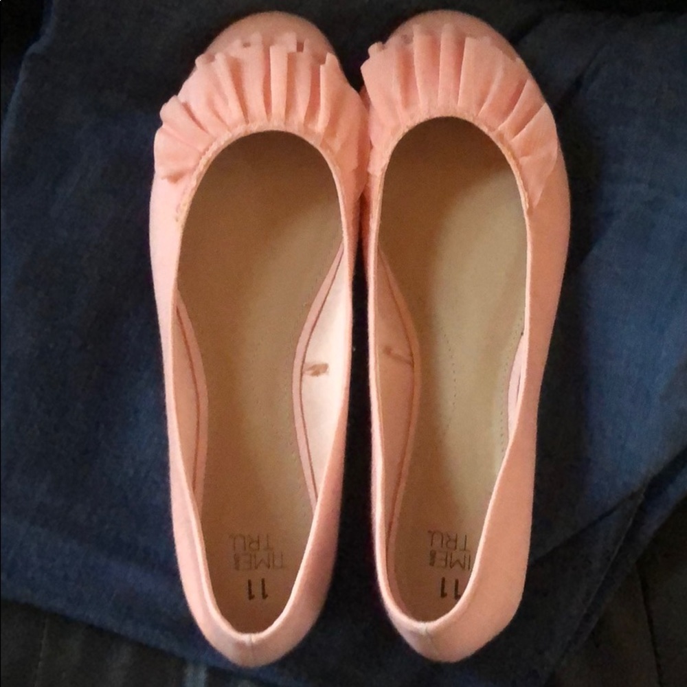 Pink flats
